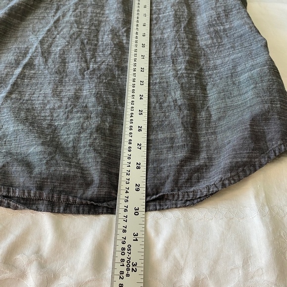 GUESS Men's Gray Long Sleeve 1/2 Button Up Collared Shirt Size Large Y2K Pockets - Picture 10 of 14